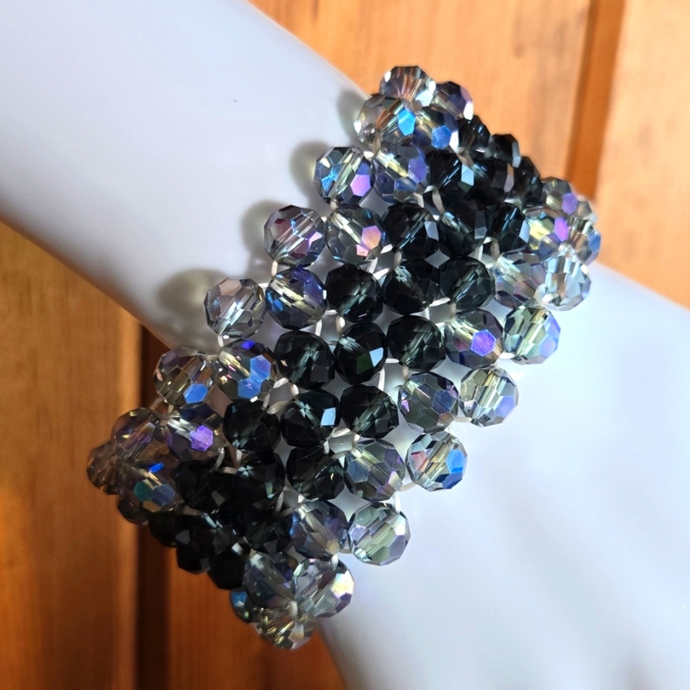 2028 Jewelry Company Sapphire Blue & Montana Blue Crystals Stretch Bracelet
